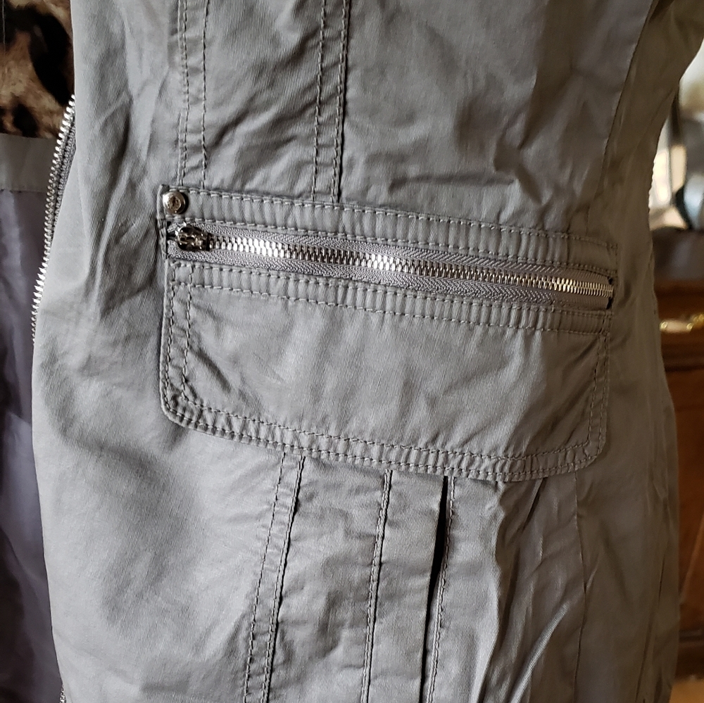 Laundry Jacket - image 4